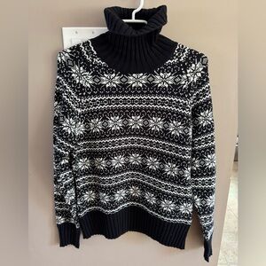Reitmans Black and White Snowflake Turtleneck Sweater